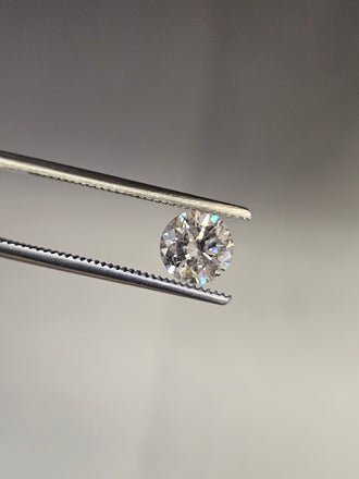 1.06 CT Round Brilliant Cut Natural Diamond, HI, I2