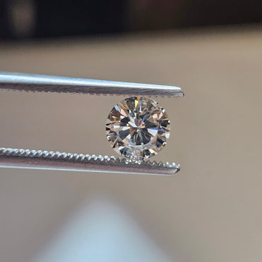 1.03 CT Natural Round Brilliant Cut K I1