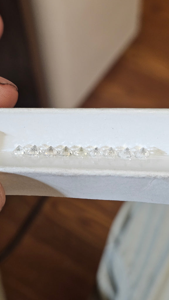 2.39 TCW Natural RB 1/4 CT Parcel SI1-I2 (9 stones) AVG .26  241PPC