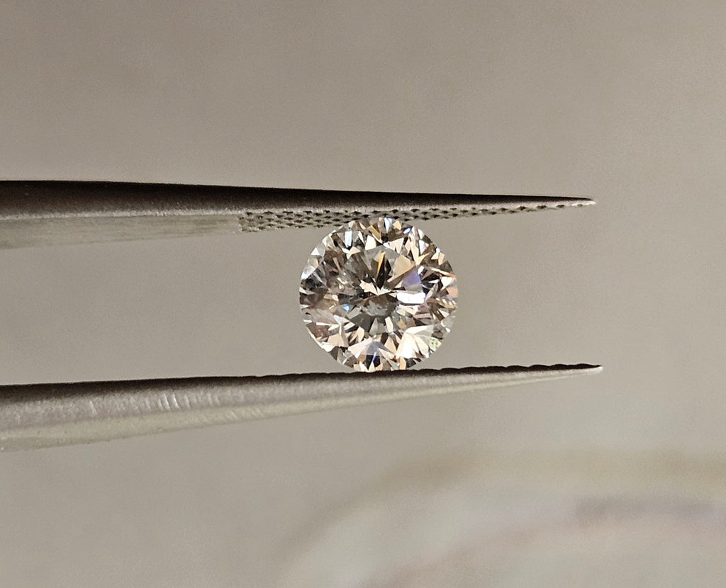 0.75 Round Brilliant cut Natural Diamond GH, I1