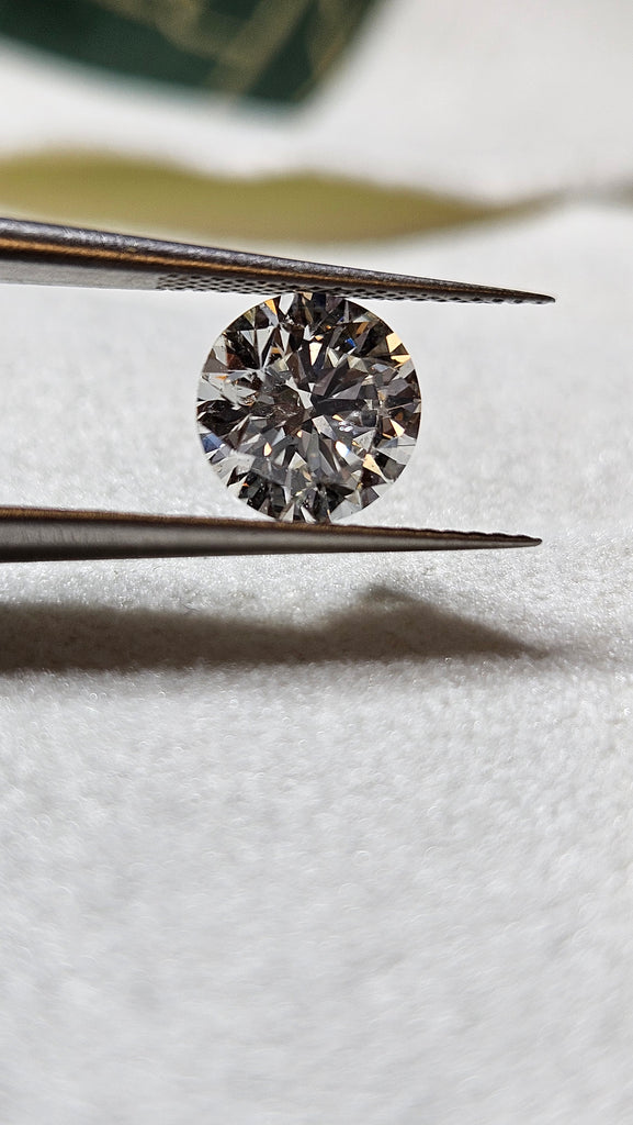 GIA 1.51 CT Round Diamond, I, SI2 (-60)