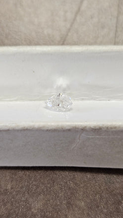 GIA 1.00 CT Heart Diamond, F, SI1 (-67)