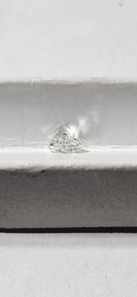 GIA 0.70 CT Natural Oval Diamond, I, SI2 -60