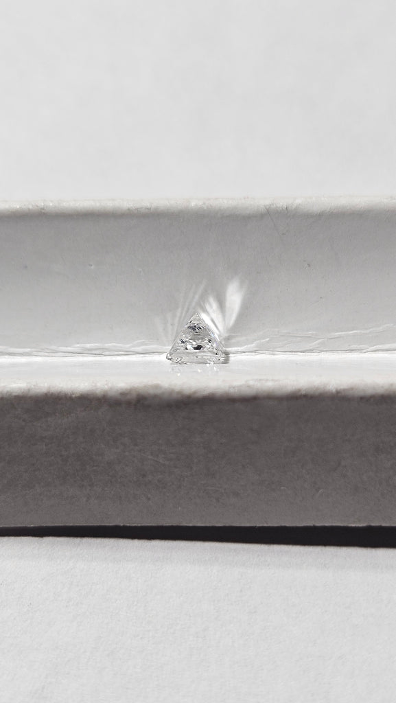 GIA 0.68 CT Natural Princess F, SI2