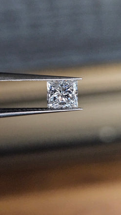 GIA 0.68 CT Natural Princess F, SI2