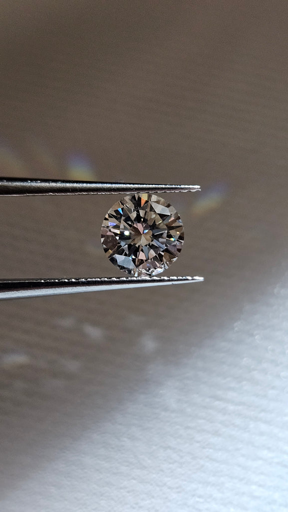 GIA 0.93 CT Natural Round Brilliant I VVS2 -60