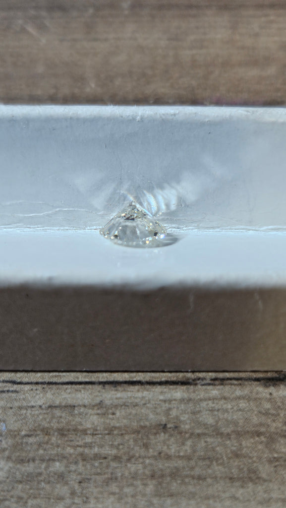 GIA 1.01 CT Round Diamond, J, SI1 -57