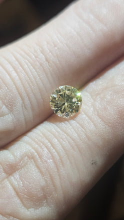 1.07 CT Round Diamond Vibrant Fancy Like Yellow VS1+