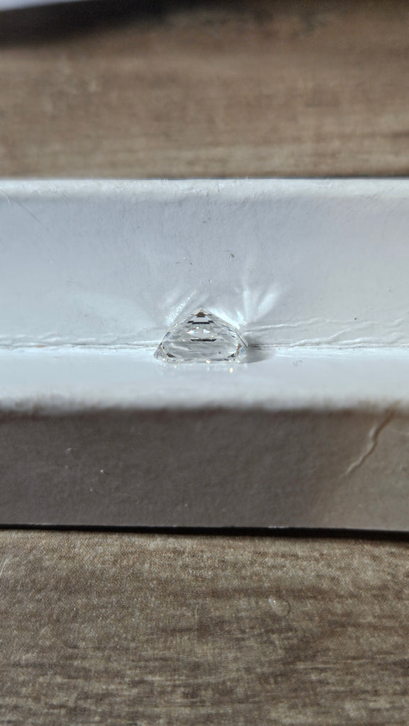 GIA 1.08 CT Natural Radiant Diamond, G, VS2 -73