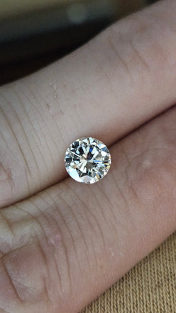1.21 CT Natural Round Diamond, GH, I1