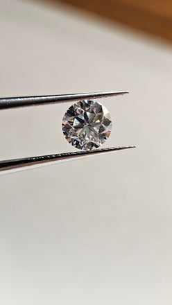 GIA 0.90 CT Natural RB H VS1 -60