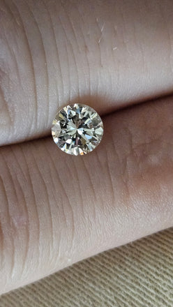 GIA 0.91 CT Natural Round J VS1