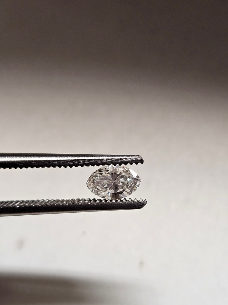 0.53 CT Natural MQ Cut E-F VS2
