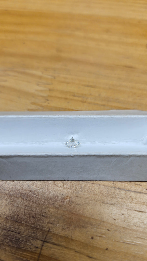 1.02 CT Natural Round Brilliant I VS2 -60