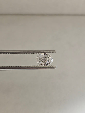 0.45 CT Natural Oval diamond I-VS