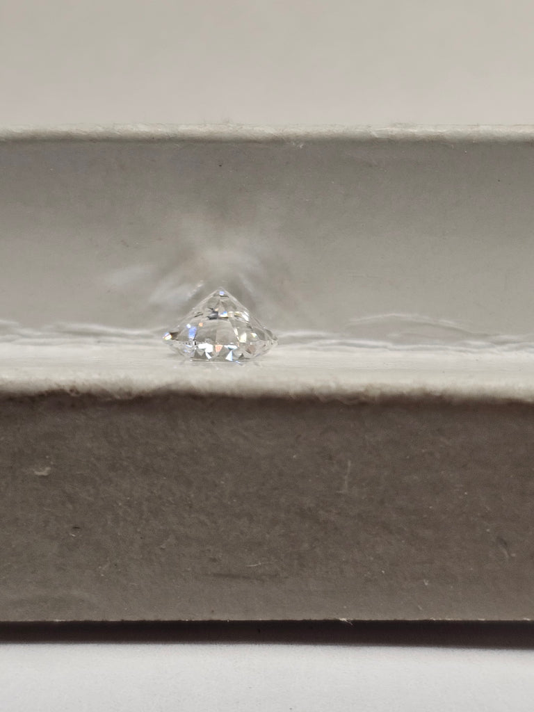 GIA 1.02 CT Natural Round Diamond, D, I1