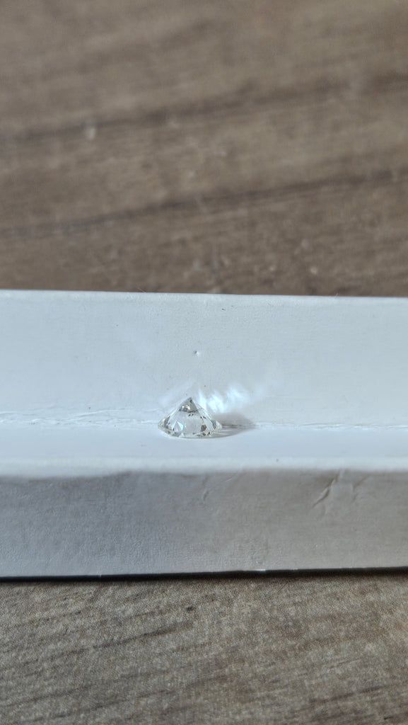 0.65 CT Natural Round Brilliant Cut H SI2