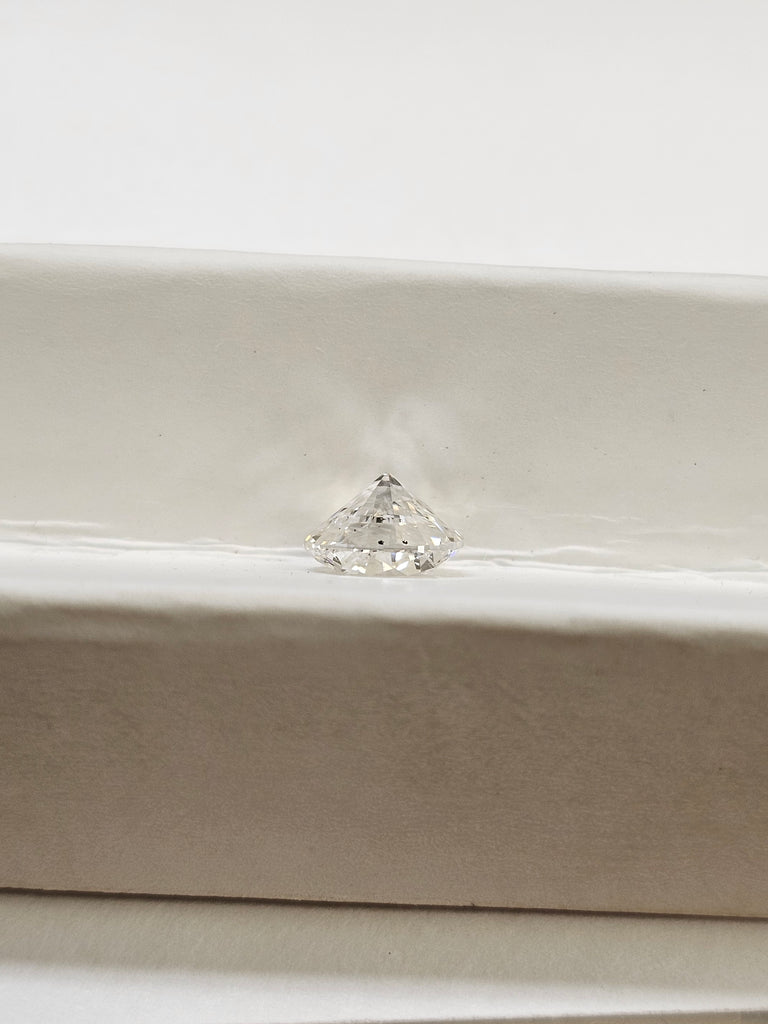 GIA 1.00 CT Natural Round Diamond, F, SI2