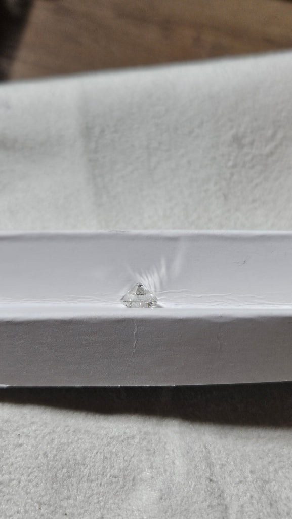 GIA 1.15 Natural Round Brilliant Cut H, I1