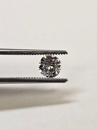 0.61 CT Natural Round Brilliant G+ VS1