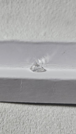 0.93 CT Natural Round Brilliant F SI2