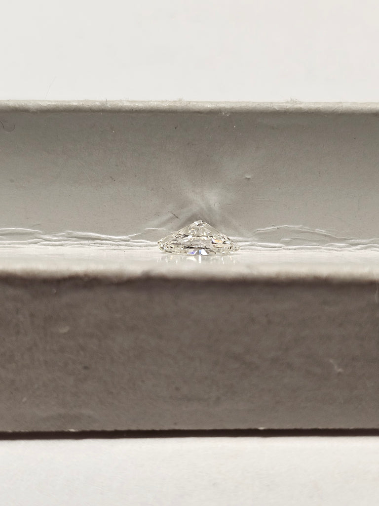 0.54 CT Natural Marquise H-I VS2