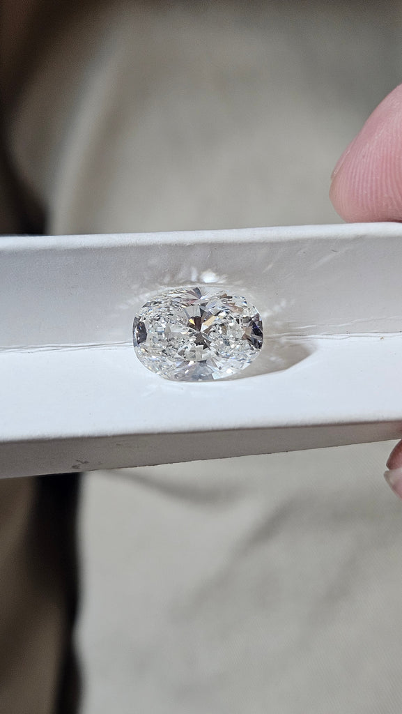 4.10 CT Natural Oval Diamond H-I Top I1