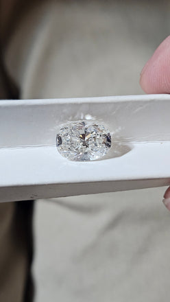 4.10 CT Natural Oval Diamond H-I Top I1