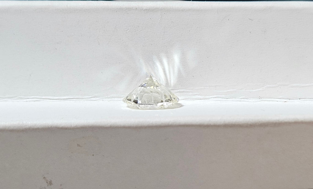 1.09 CT Natural Round Diamond, JK, VVS1-VVS2