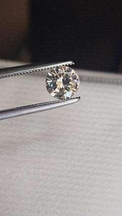 .68 CT Natural Round Brilliant Cut, M I1