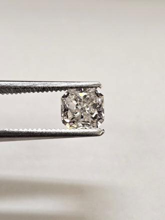 1.23 CT Natural Radiant Cut G SI2