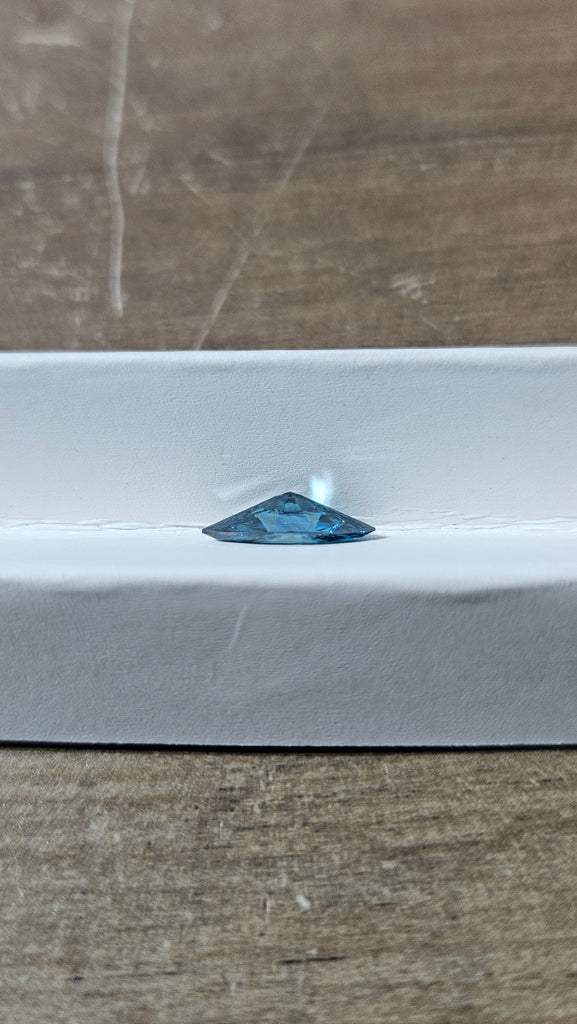 1.16 CT Natural MQ Blue treated SI2