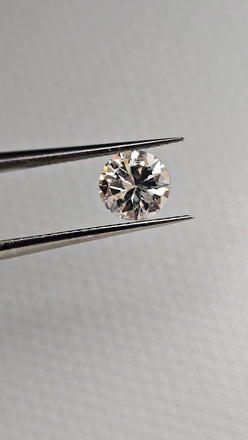 GIA 0.60 CT Natural RB J I2