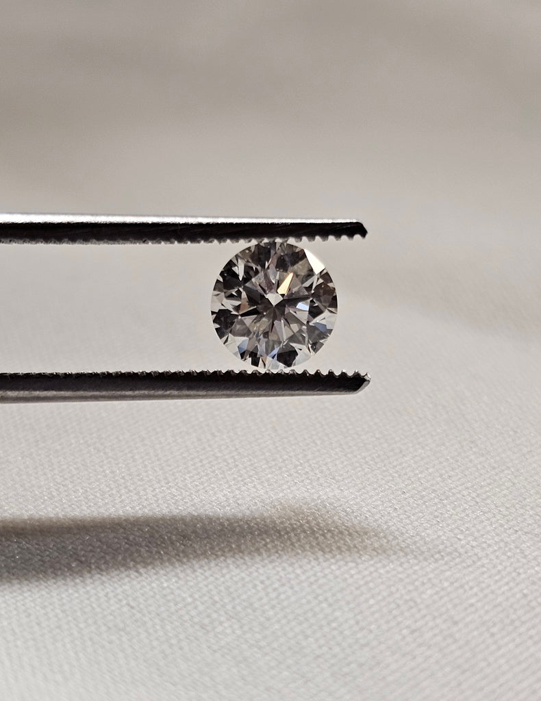 1.00 CT Natural Round Brilliant IJ I1