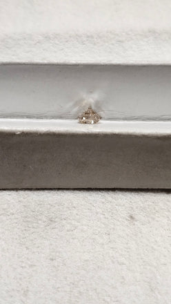 0.62 CT Natural Round Brilliant Brown SI2