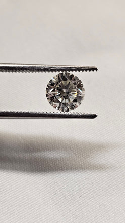 1.57 CT Natural Round Brilliant LM I1