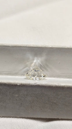 2.24 CT Natural Round Brilliant K-L VS