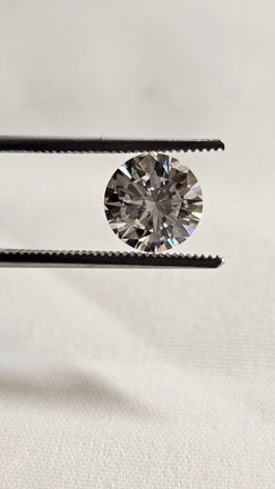 2.24 CT Natural Round Brilliant K-L VS