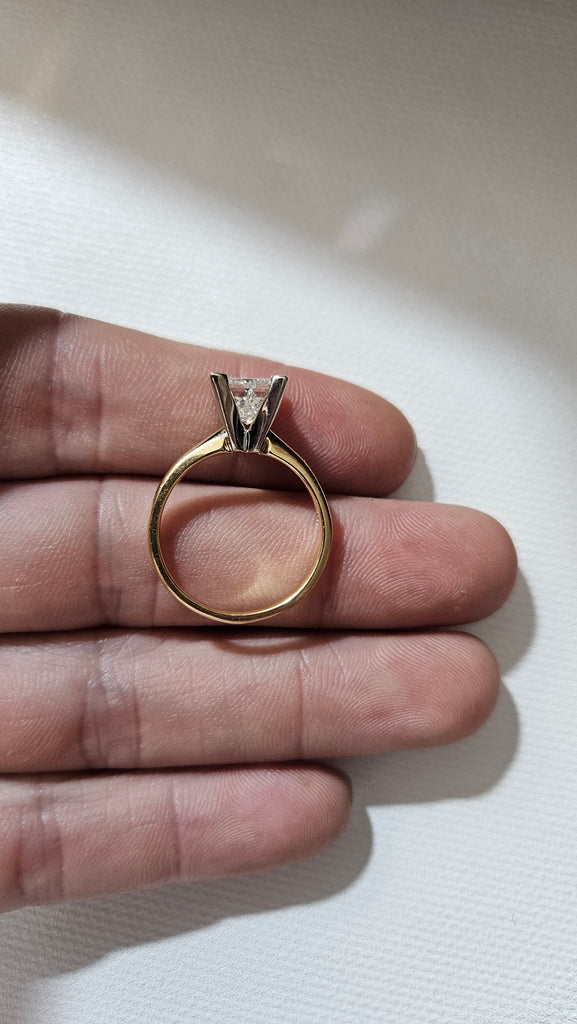 EST 1.98 CT Natural Princess Cut Ring H-I I2