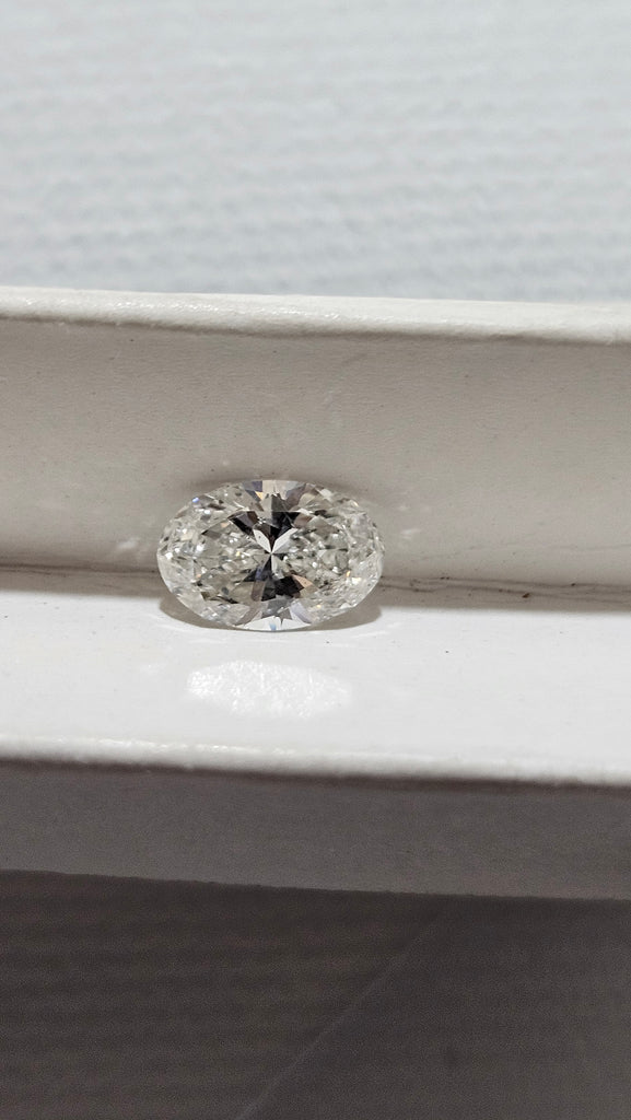 GIA 0.90 CT Natural Oval Brilliant G I1