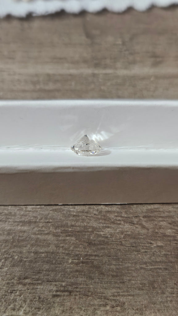GIA 1.50 CT Natural Round Brilliant J SI1