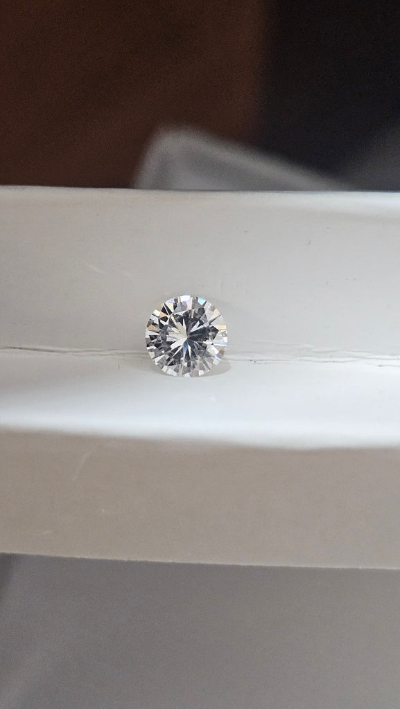 0.46 CT Natural Round Brilliant F SI1