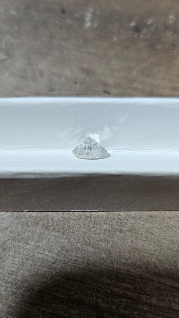 1.37 CT Natural Round Brilliant Cut HI Imperfect 400PPC