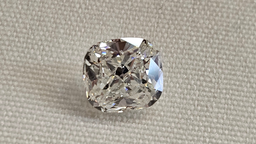 GIA 1.07 CT Natural Cushion Cut H VS2 VG VG