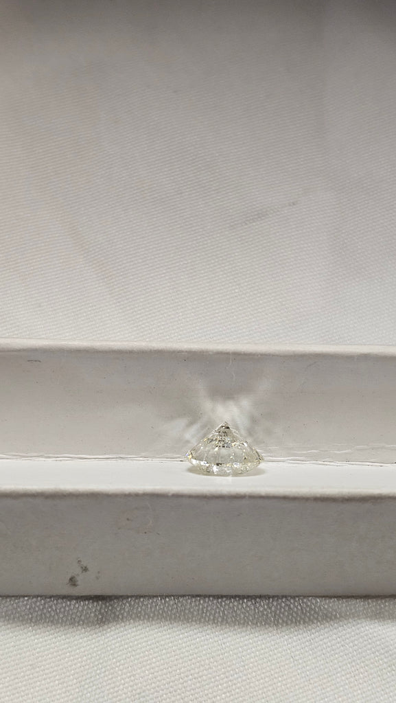 1.81 CT Natural Round Brilliant MN I1