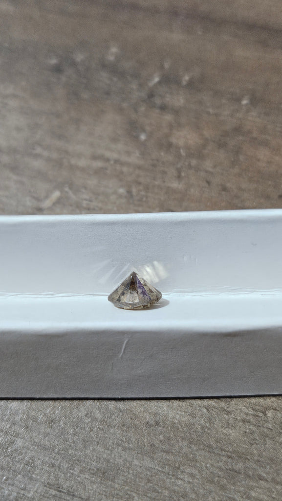 1.54 CT Natural Round Brilliant Brown I2