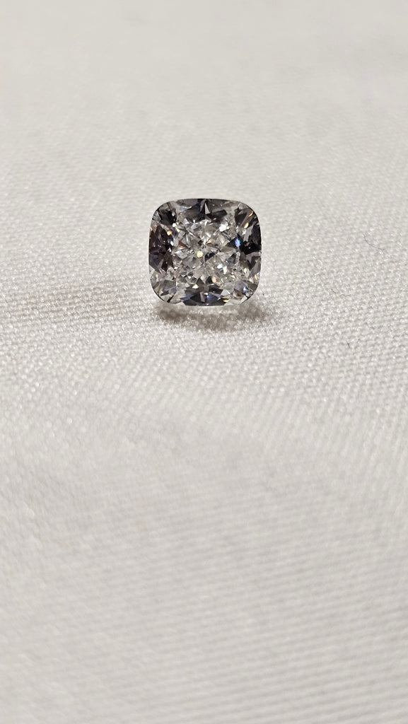 GIA 1.01 CT Natural Cushion F SI2