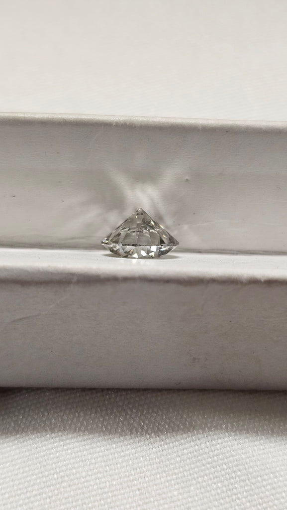 1.14 CT Natural Round Brilliant Grey/Green SI