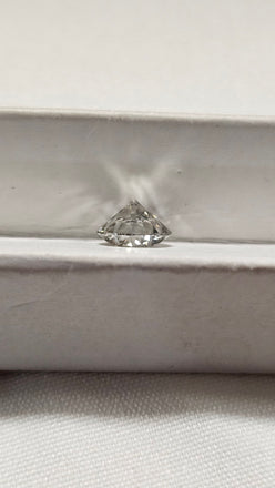 1.14 CT Natural Round Brilliant Grey/Green SI
