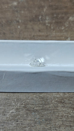 0.94 CT Natural Round Brilliant HI I2